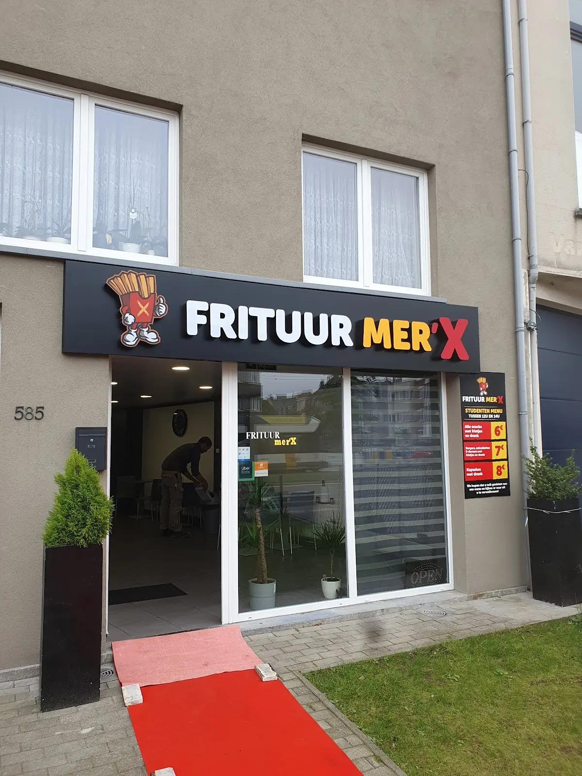 Frituur Mer'x, Anvers