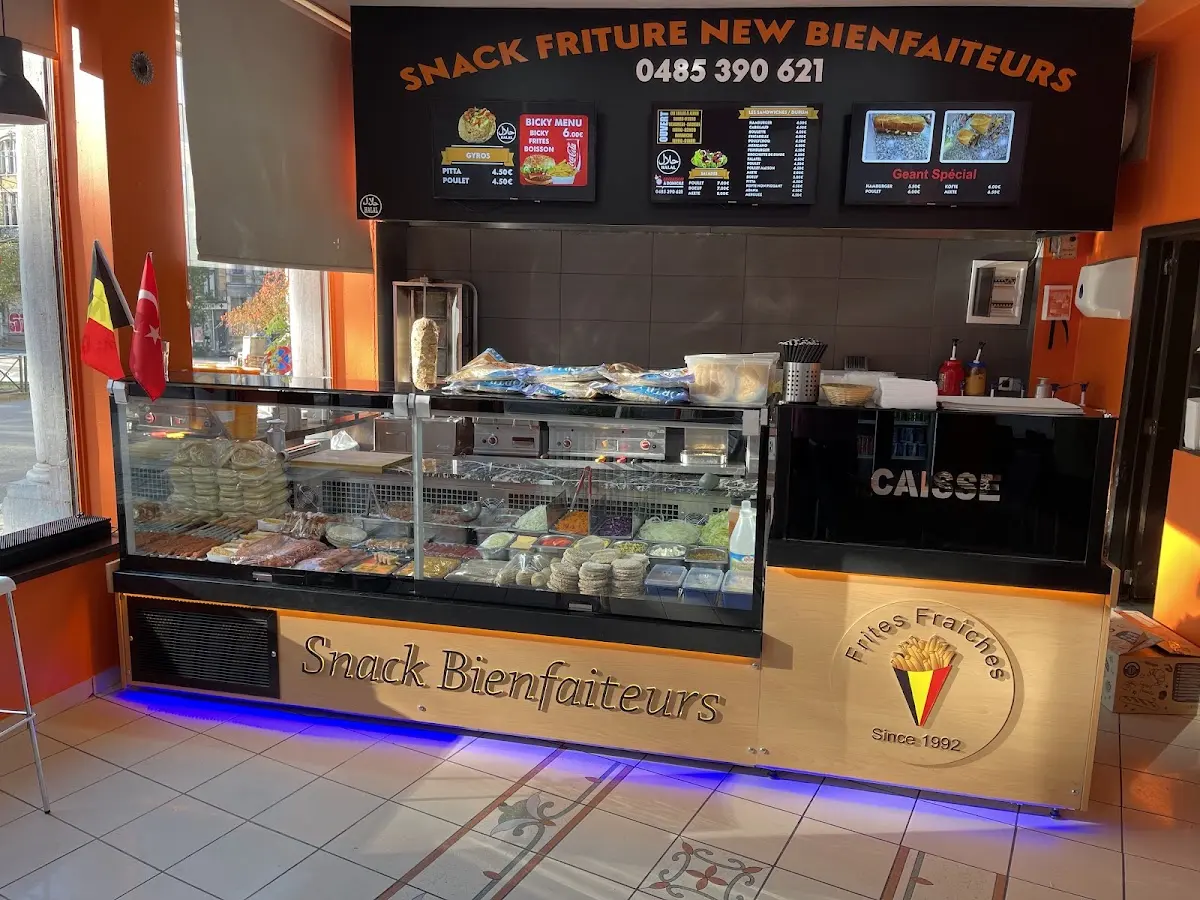 Snack Le New Bienfaiteurs🍟, Schaerbeek