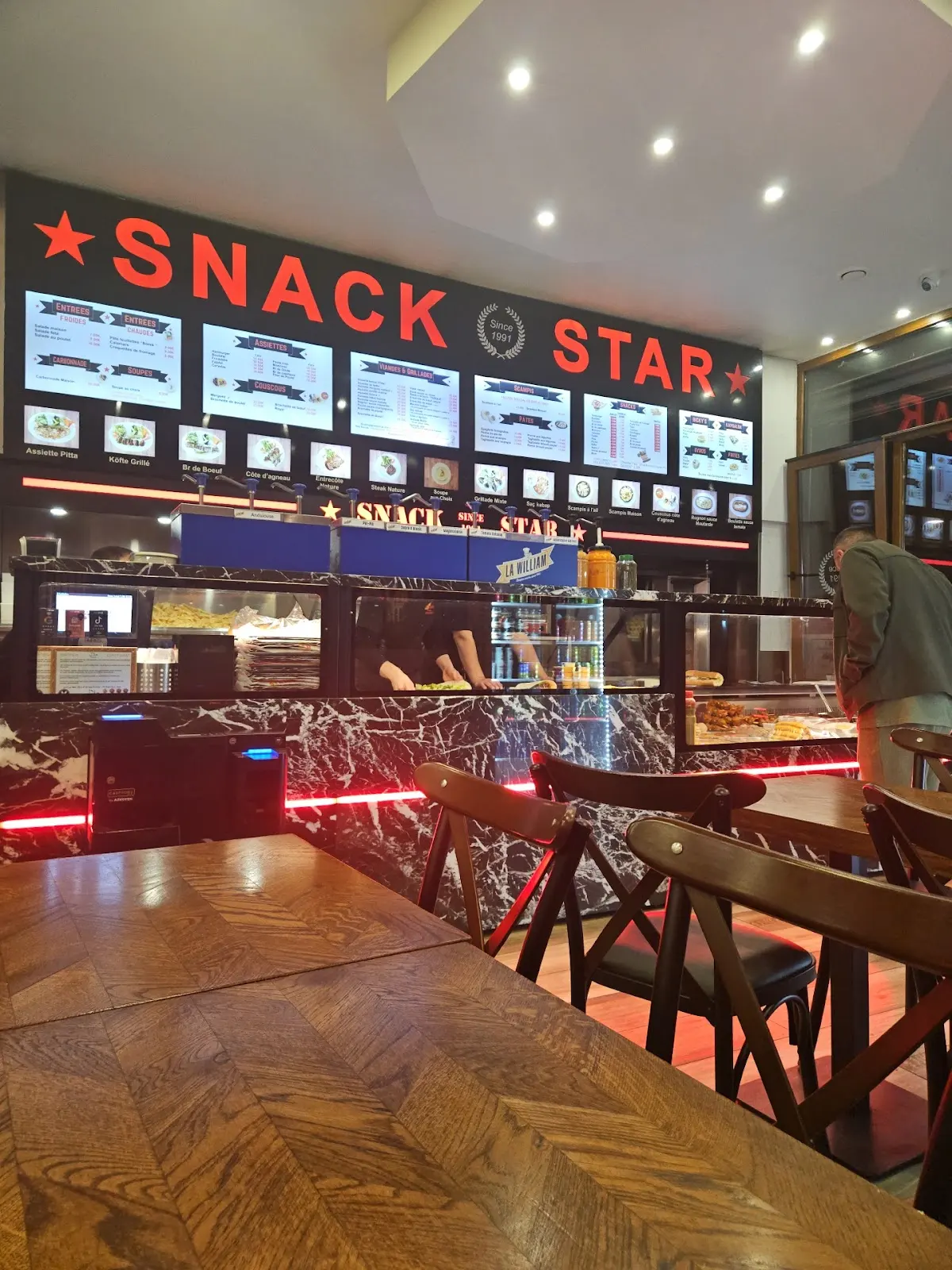 Snack Star Resto helmet, Schaerbeek